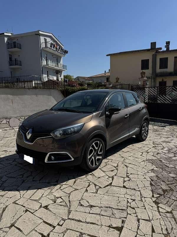 Usata Renault Captur 90 CV (66 kW) 2014 SUV