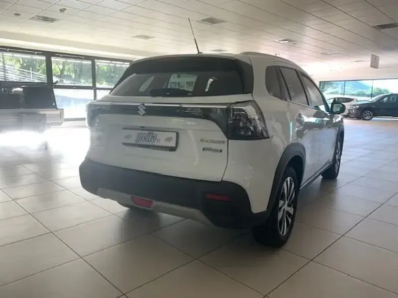Usata Suzuki SX4 S-Cross 129 CV (94 kW) 2023 Bianco SUV
