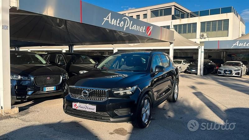 Usata Volvo XC40 Business Edition 150 CV (110 kW) 2019 Nero SUV