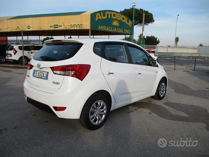 Usata Hyundai ix20 Classic 90 CV (66 kW) 2016 Bianco Utilitaria