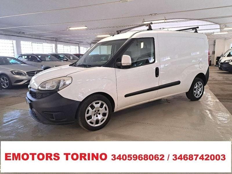 Usata Fiat Doblò 90 CV (66 kW) 2015 Bianco Monovolume