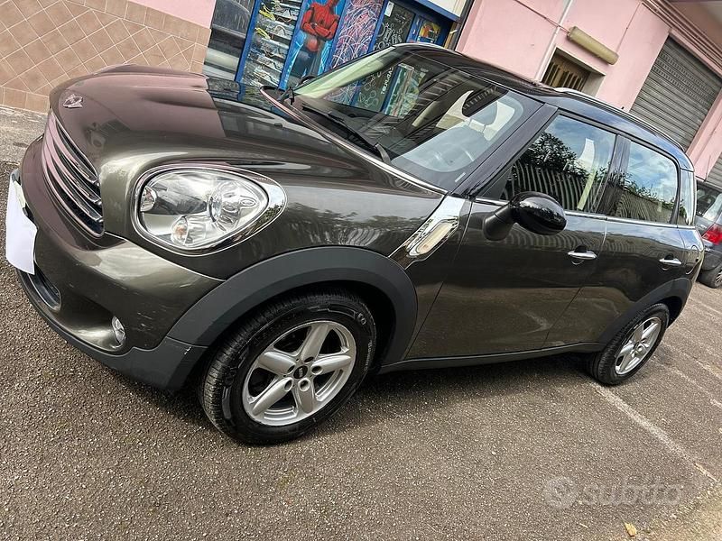 Occasion Mini Countryman 111 ch (81 kW) 2012 Marron SUV