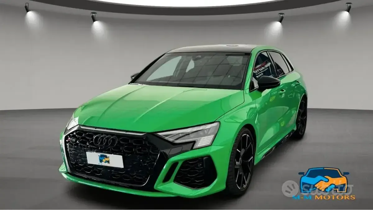 Usata Audi RS3 Exclusive 400 CV (294 kW) 2024 Verde porsche exclusive Berlina
