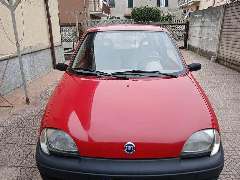 Usata Fiat Seicento 54 CV (39 kW) 2004 Rosso Utilitaria