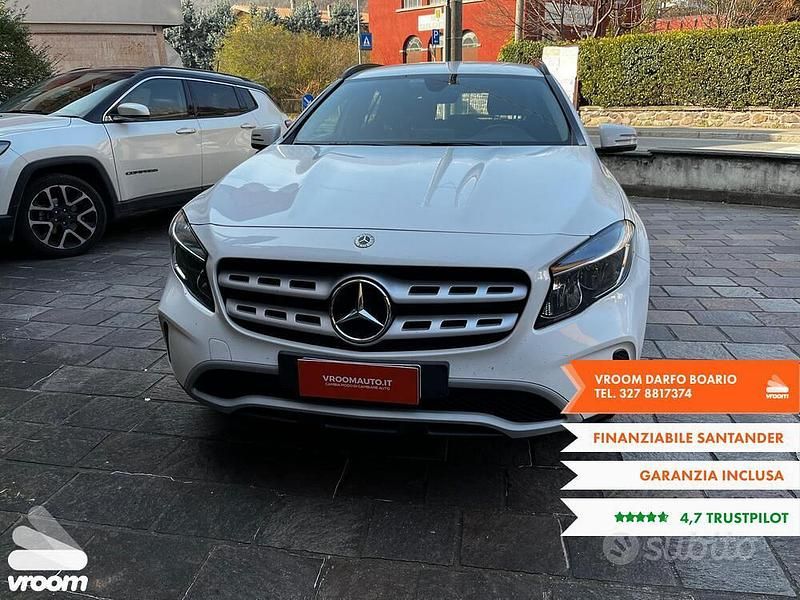 Usata Mercedes GLA200 135 CV (99 kW) 2019 SUV
