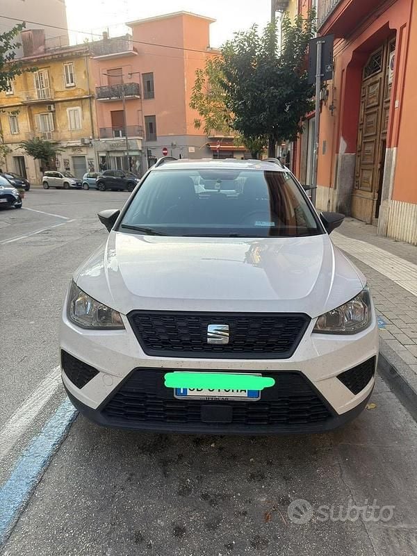Usata Seat Arona Style 90 CV (66 kW) 2021 Bianco SUV