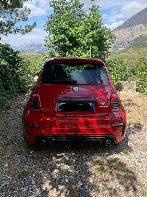 Usata Abarth 695 Competizione 179 CV (131 kW) 2024 Utilitaria