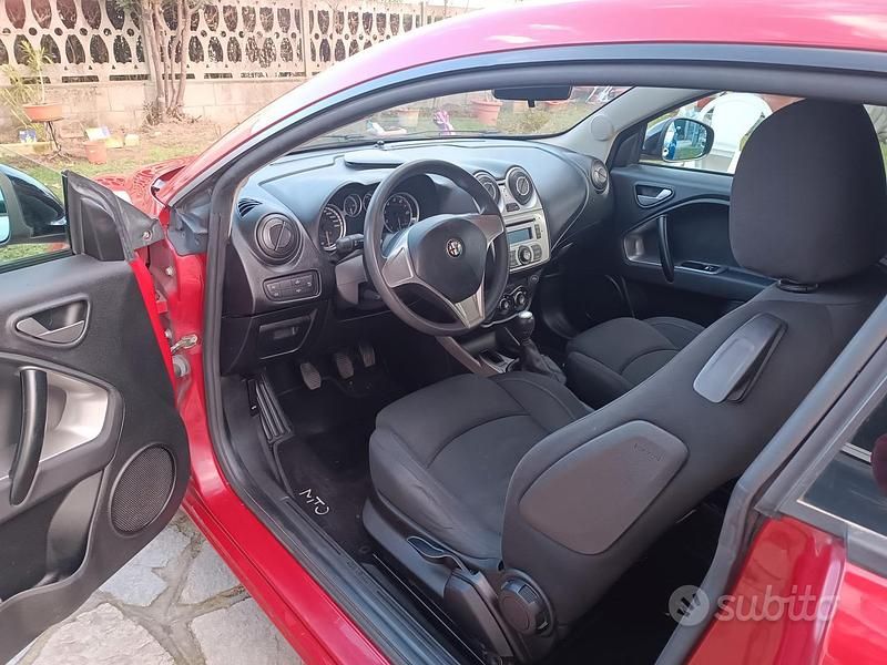 Usata Alfa Romeo MiTo 120 CV (88 kW) 2015 Rosso Utilitaria