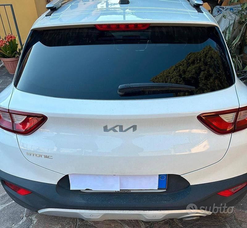 Second-hand Kia Stonic Style 100 CP (73 kW) 2024 SUV