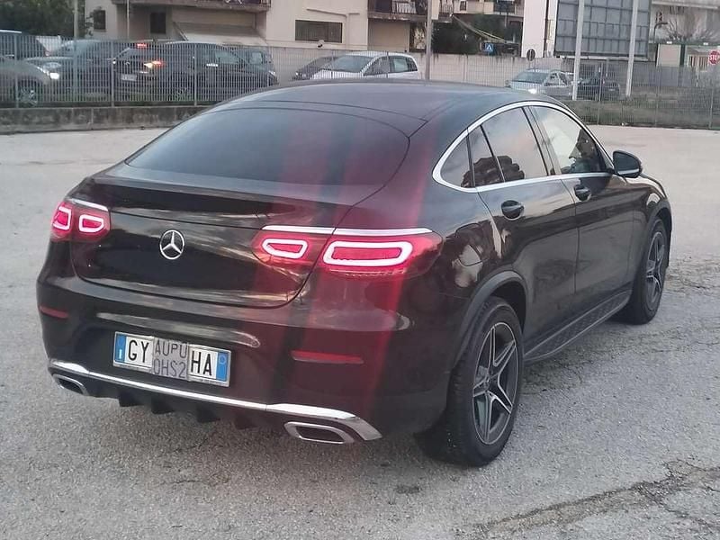 Usata Mercedes GLC200 163 CV (119 kW) 2019 Nero SUV
