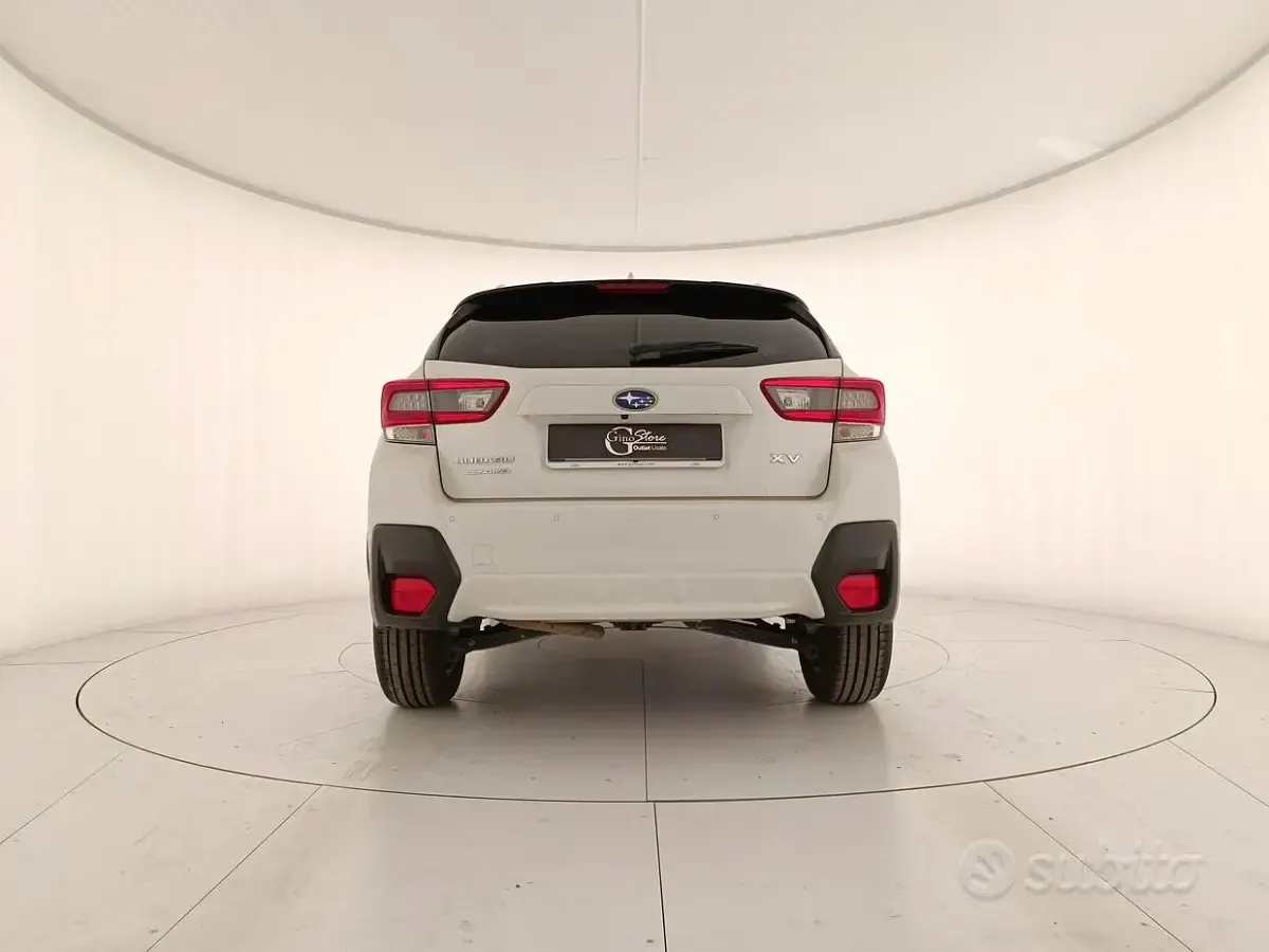 Usata Subaru XV Style 114 CV (83 kW) 2020 Bianco SUV
