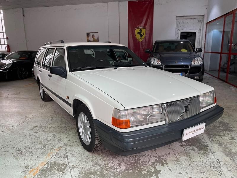 Usata Volvo Polar 111 CV (81 kW) 1993 Bianco Station wagon