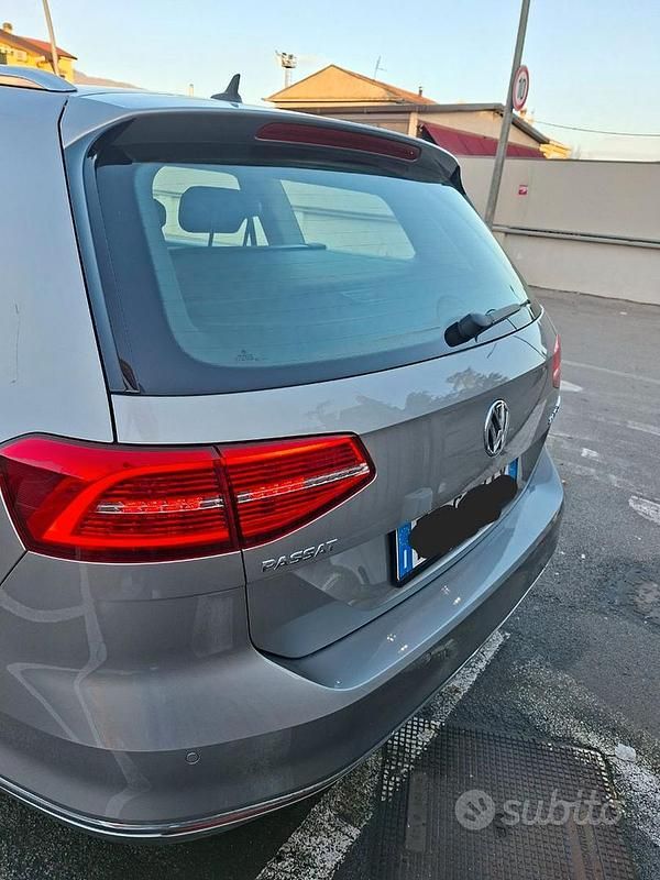 Usata VW Passat 190 CV (139 kW) 2016 Station wagon