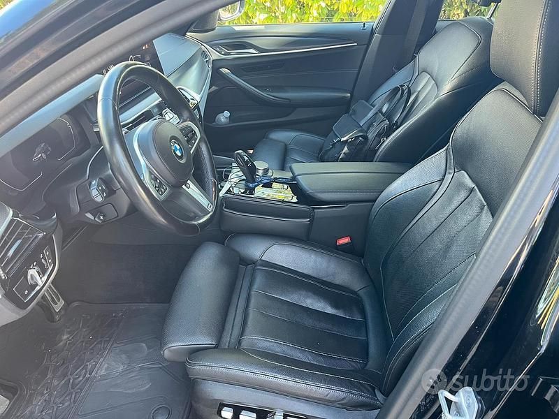 Usata BMW 520 M Sport 190 CV (139 kW) 2022 Nero Station wagon