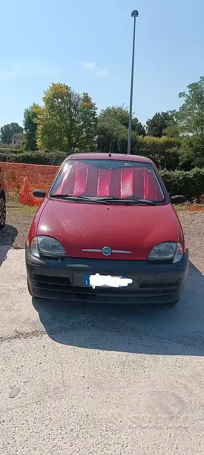 Usata Fiat 600 54 CV (39 kW) 2007 Rosso Utilitaria
