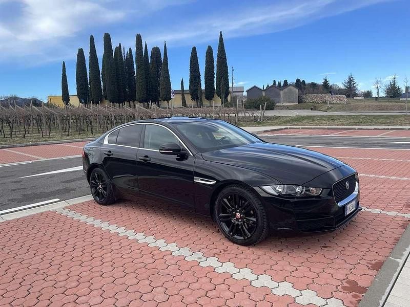 Usata Jaguar XE R-Sport 179 CV (131 kW) 2015 Berlina
