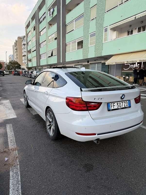 Usata BMW 318 Gran Turismo Advantage 150 CV (110 kW) 2016 Berlina