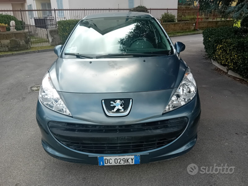 Usato 2006 Peugeot 207 1.4 Diesel 68 CV (3.500 €)