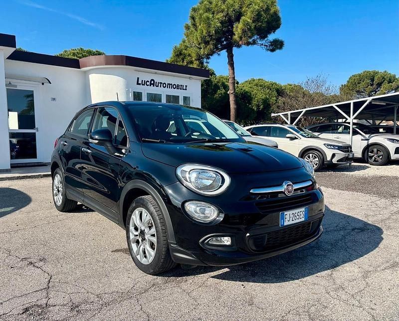 Nero Usata 2017 Fiat 500X Lounge SUV | 12.950 € (Buon prezzo) - Immagine 1/4