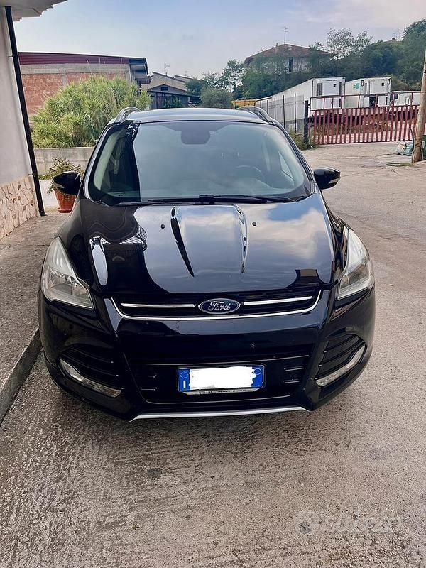 Usata 2015 Ford Kuga SUV | 9990 € (Buon prezzo) - Immagine 1/4