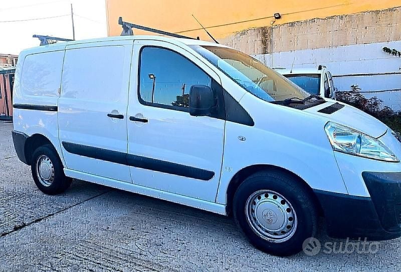 Usata Citroën Jumpy 89 CV (65 kW) 2008 Bianco Monovolume