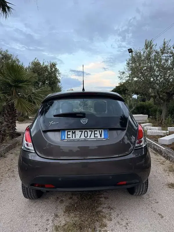 Usata Lancia Ypsilon 71 CV (52 kW) 2012 Utilitaria