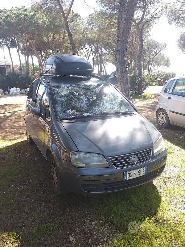 Usata Fiat Idea 90 CV (66 kW) 2008 Grigio Monovolume