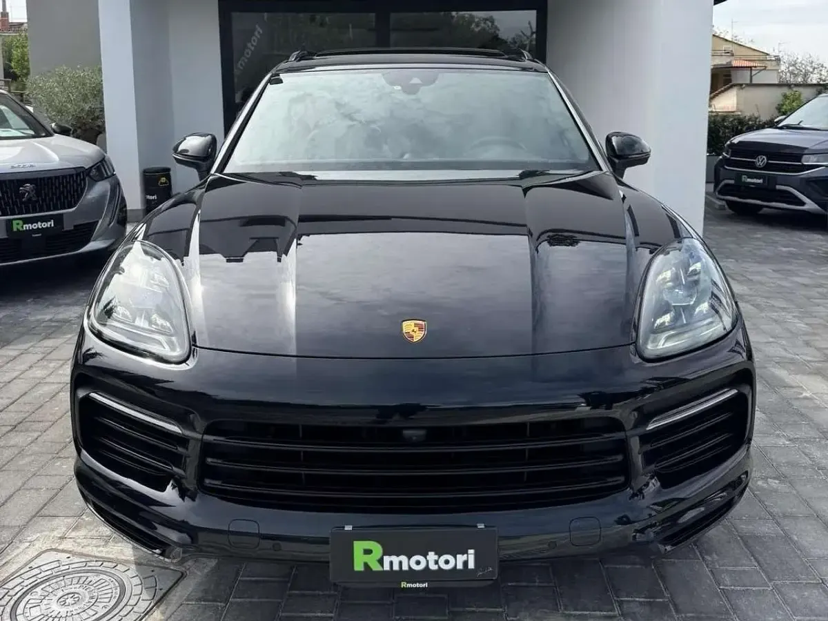 Usata Porsche Cayenne Coupe 340 CV (250 kW) 2021 Nero Coupé
