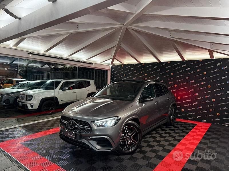 Usata Mercedes GLA200 Premium 150 CV (110 kW) 2024 Grigio SUV