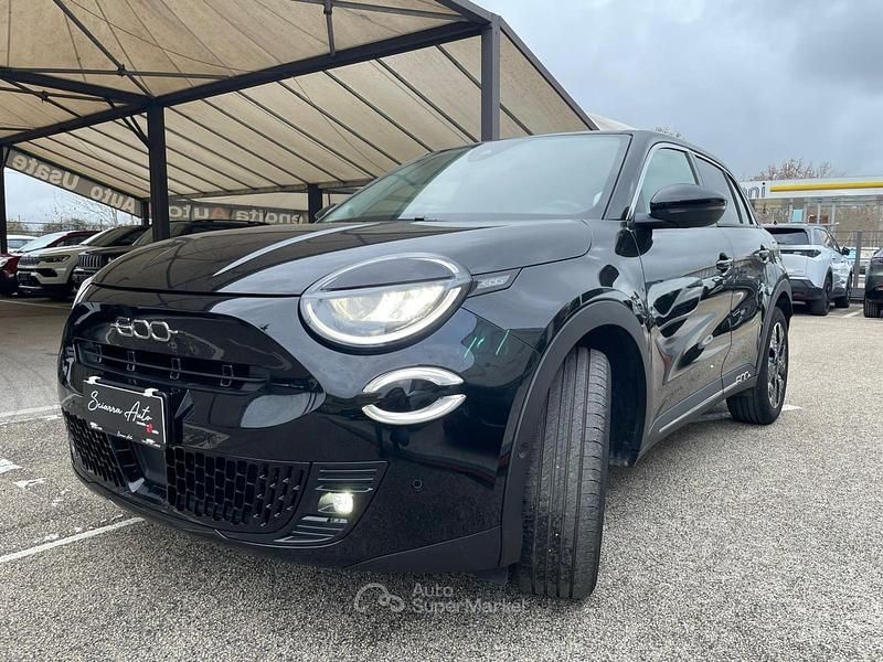 Usata Fiat 600 La Prima 110 CV (80 kW) 2025 Nero SUV