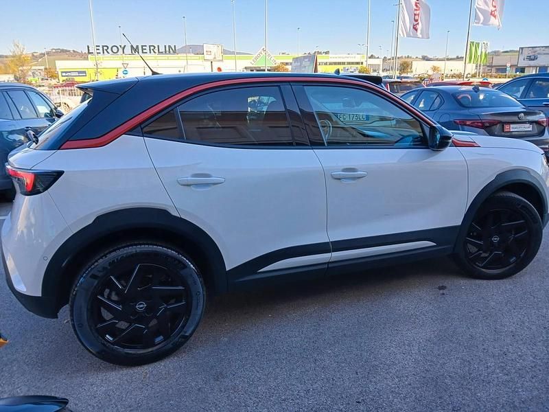 Usata Opel Mokka GS Line 100 CV (73 kW) 2021 Bianco SUV