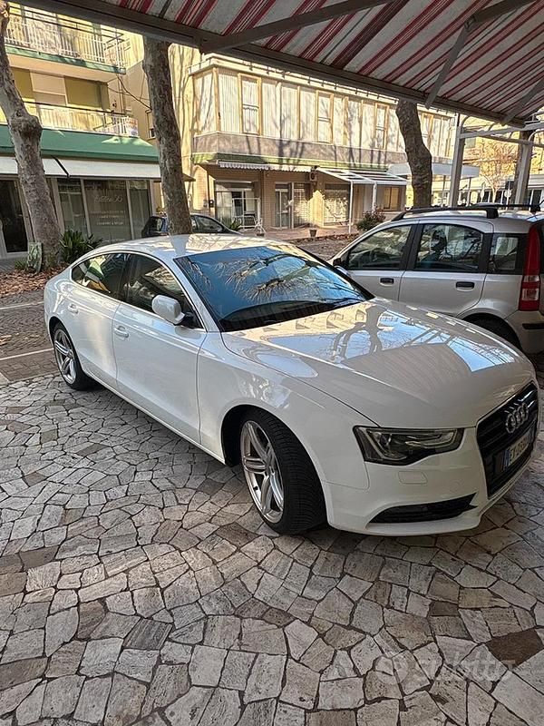 Bianco Usata 2015 Audi A5 Sportback Due volumi | 17.000 € (Cara) - Immagine 1/4