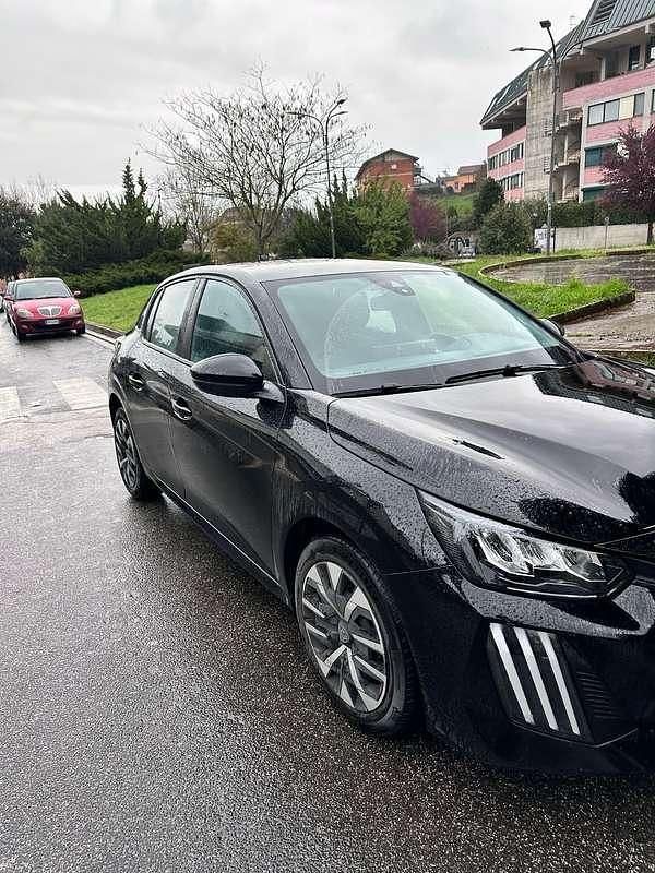 Usata Peugeot 208 Active 75 CV (55 kW) 2024 Utilitaria