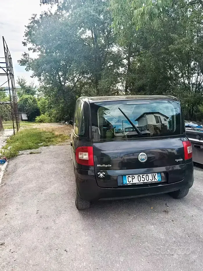 Usata Fiat Multipla 103 CV (75 kW) 2004 Nero Monovolume