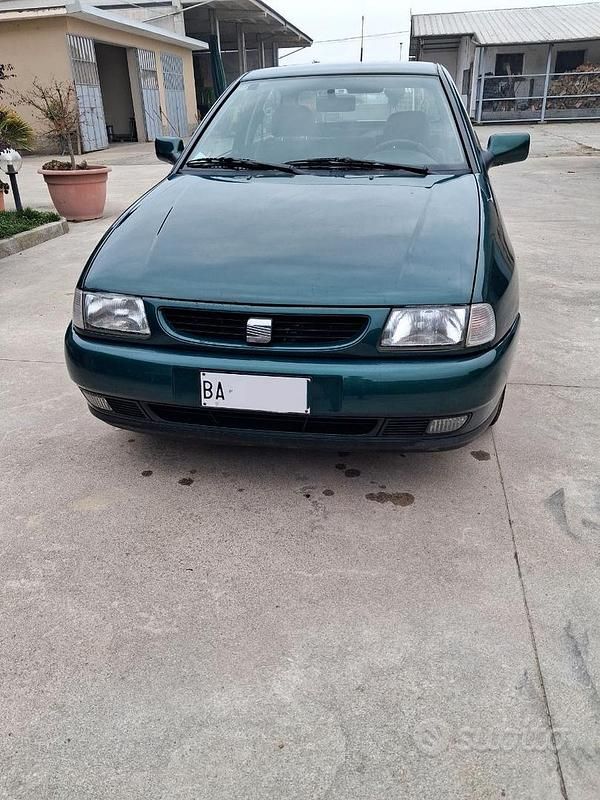 Usata Seat Ibiza 1998 Verde Utilitaria