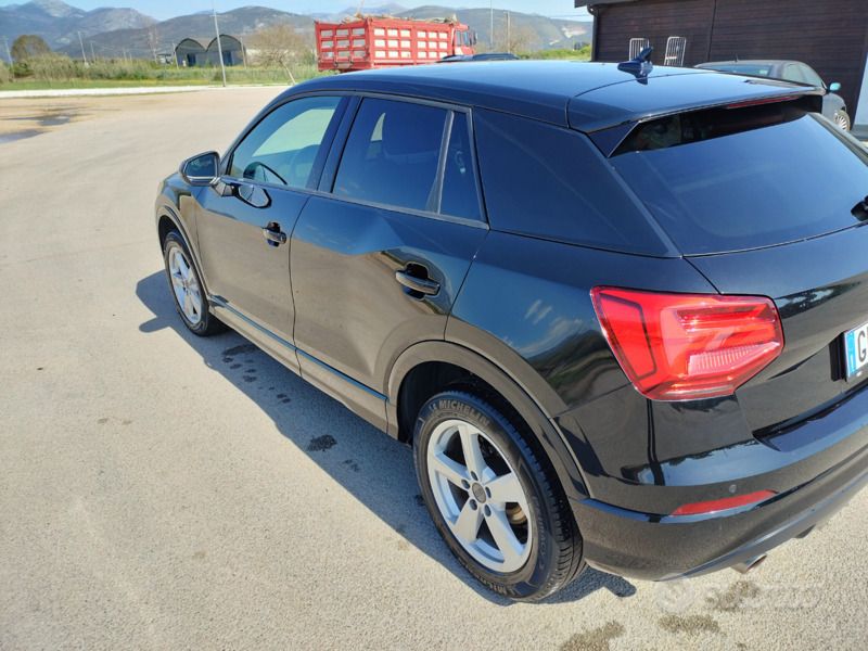 Usata Audi Q2 116 CV (85 kW) 2019 Nero SUV