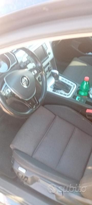 Usata VW Passat 150 CV (110 kW) 2015 Blu Berlina