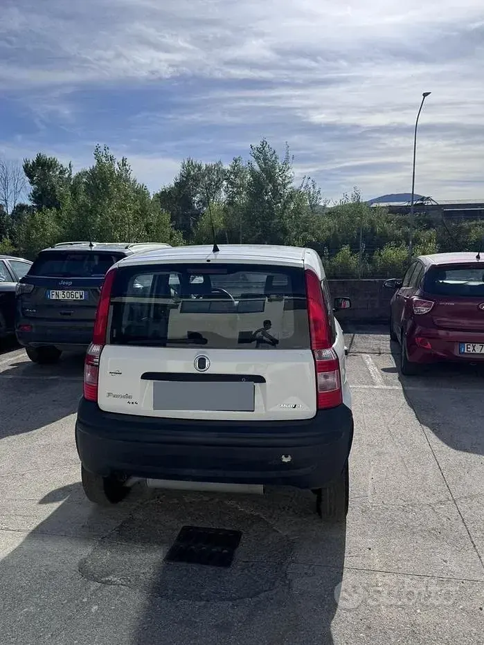 Usata Fiat Panda 4x4 69 CV (50 kW) 2006 Bianco Utilitaria