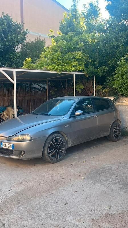 Usata Alfa Romeo 147 2009 Grigio Utilitaria
