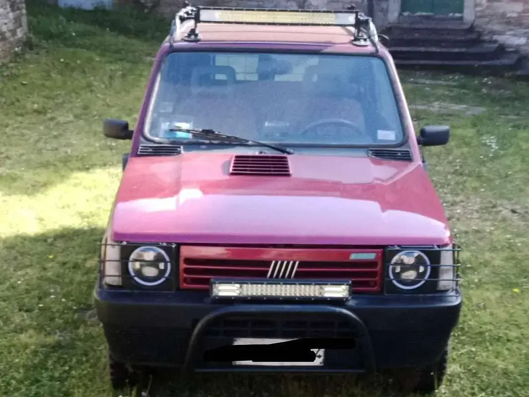 Usata Fiat Panda 4x4 45 CV (33 kW) 1992 Rosso Utilitaria