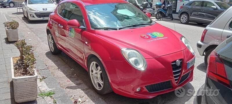 Usado Alfa Romeo MiTo 120 CV (88 kW) 2009 Rojo Utilitario