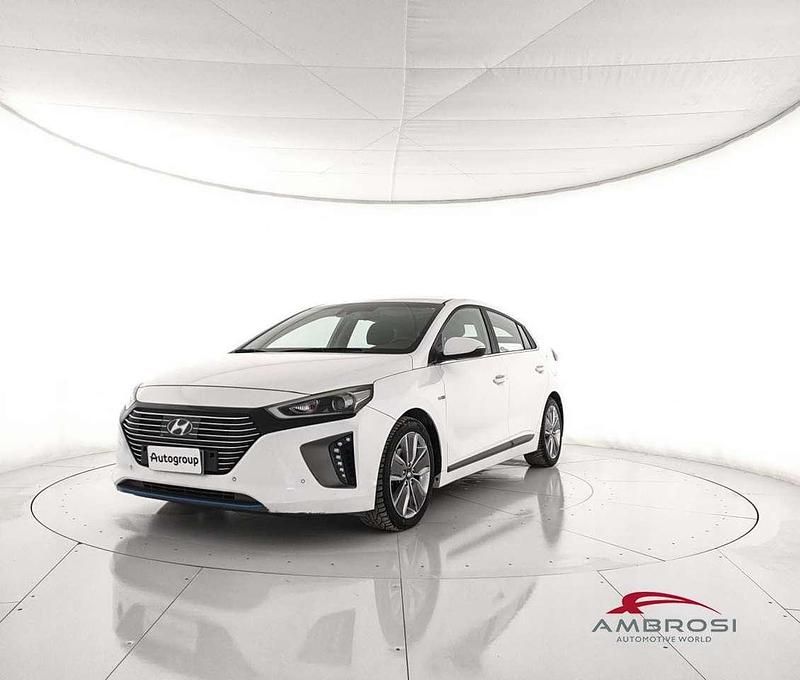 Bianco Usata 2017 Hyundai Ioniq Style Due volumi | 11.400 € (Buon prezzo) - Immagine 1/4