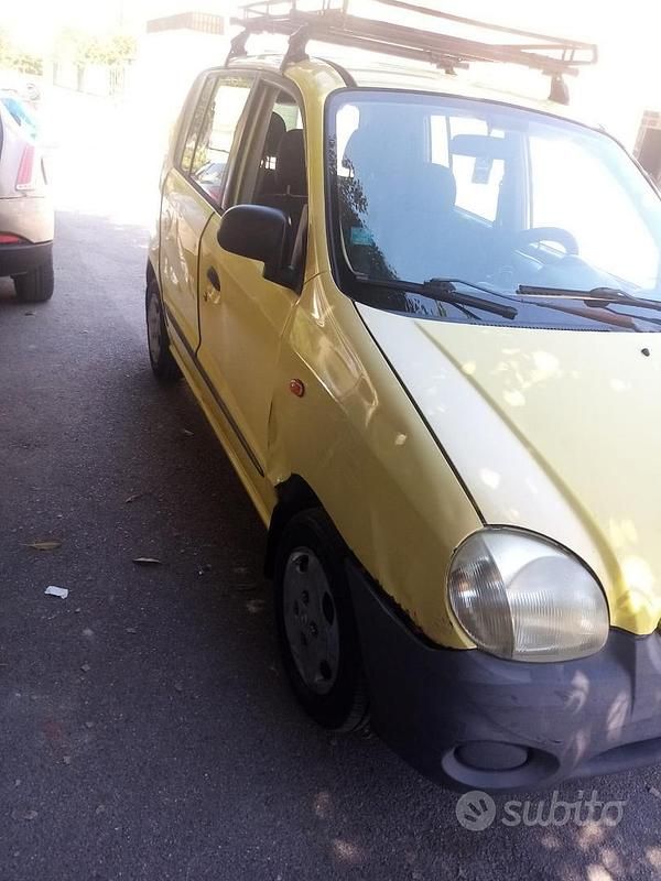 Usata Hyundai Atos 55 CV (40 kW) 2002 Giallo Utilitaria