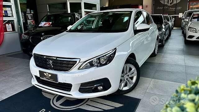 Usata Peugeot 308 Business-Line 131 CV (96 kW) 2021 Bianco Berlina