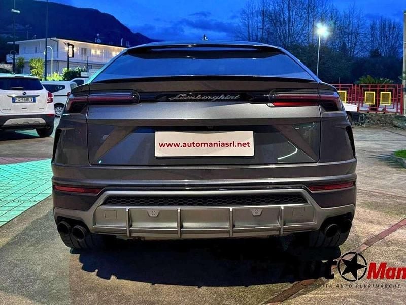 Usata Lamborghini Urus 650 CV (478 kW) 2020 Grigio SUV