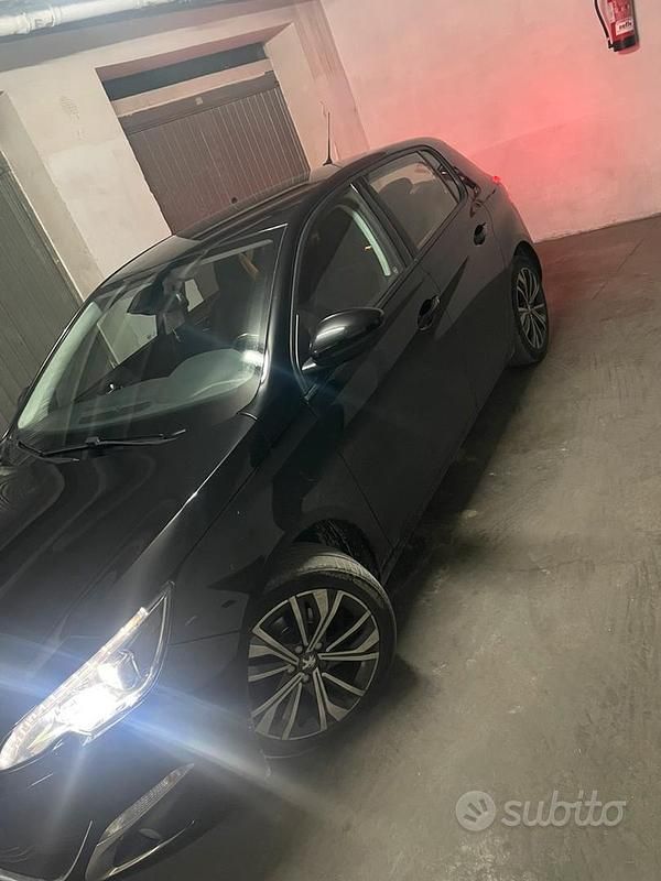 Usata Peugeot 308 2015 Nero Berlina