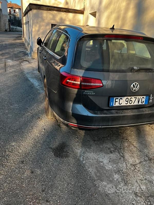 Usata VW Passat 2016 Grigio Station wagon