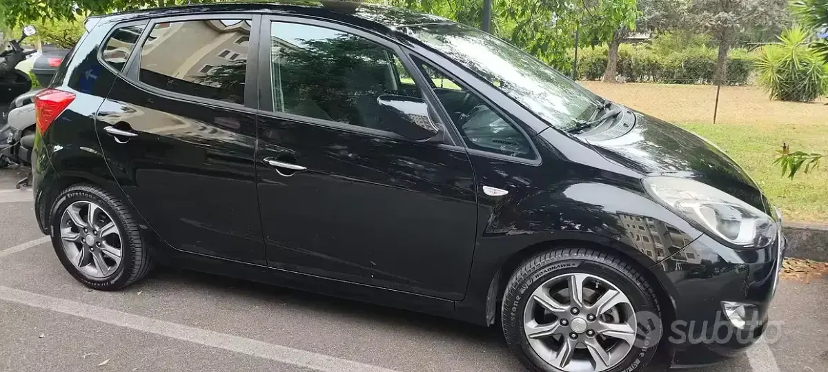 Usata Hyundai ix20 90 CV (66 kW) 2016 Nero Utilitaria