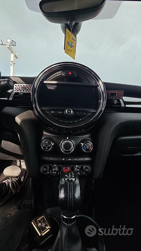 Usata Mini Cooper 116 CV (85 kW) 2017 Utilitaria