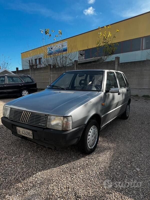 Usata Fiat Uno S 58 CV (42 kW) 1989 Grigio Utilitaria